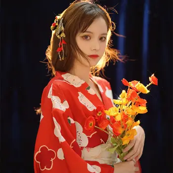 As Mulheres Elegantes Sakura Festa De Quimono Vestido Japonês Yukata Kimonos Roupão Vestido Tradicional Gueixa Show No Palco Vestidos De Vestidos