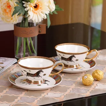 Estilo clássico Cavalo Xícara de Café, Conjunto de porcelana Cerâmica Xícara de Chá e Pires de Chá da Tarde Conjunto de Luxo, Decoração Caneca Copos