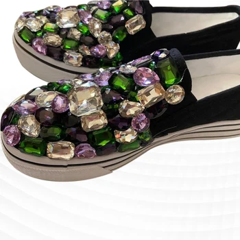 Moda nova irregulares de cor de pedra de strass de design sentido de sapatos de lona popular confortável de lazer de lazer a bordo