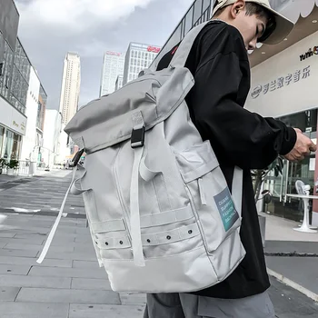 O coreano moda mochila homens do exterior, viagens de lazer sentido de concepção de personalidade de grande capacidade